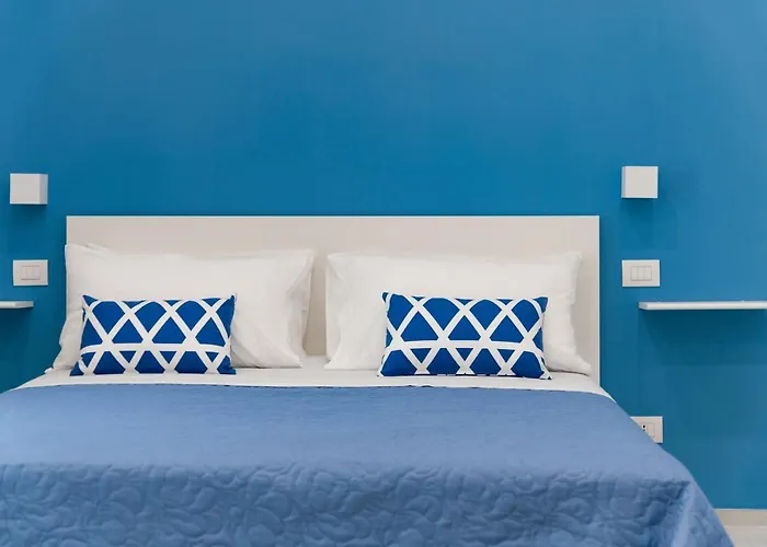 Blue Coral Couette-café