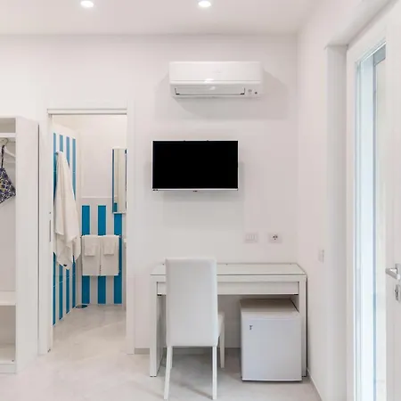 Blue Coral Bed and Breakfast 4*